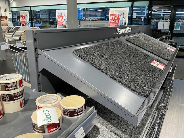 Ijzeren winkelstelling - afbeelding 14 van  16