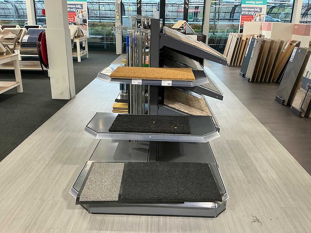 Ijzeren winkelstelling - afbeelding 12 van  16