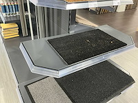 Ijzeren winkelstelling - afbeelding 13 van  16