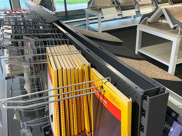 Ijzeren winkelstelling - afbeelding 2 van  16