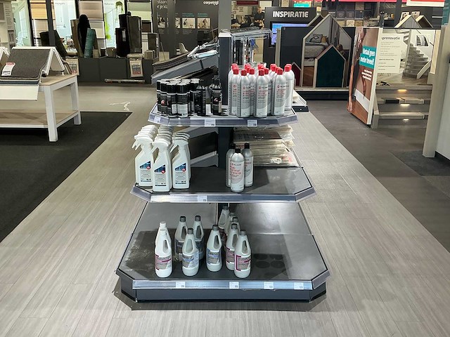 Ijzeren winkelstelling - afbeelding 12 van  16