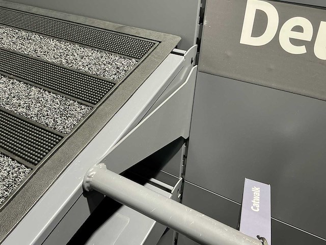 Ijzeren winkelstelling - afbeelding 2 van  20