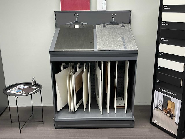 Ijzeren winkelstelling - afbeelding 3 van  20