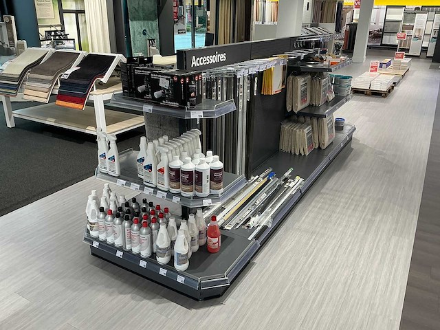 Ijzeren winkelstelling - afbeelding 1 van  20