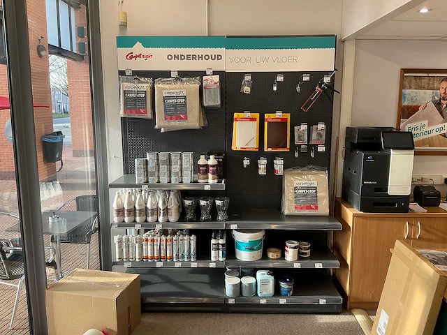 Ijzeren winkelstelling - afbeelding 2 van  13