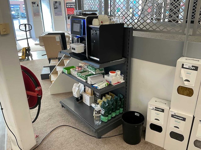 Ijzeren winkelstelling - afbeelding 4 van  13