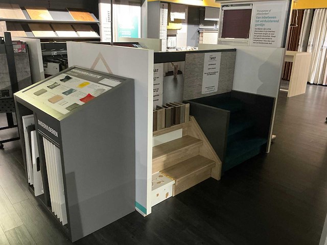 Ijzeren winkelstelling - afbeelding 3 van  11