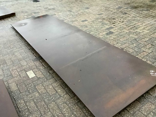 Ijzerplaat - afbeelding 1 van  3