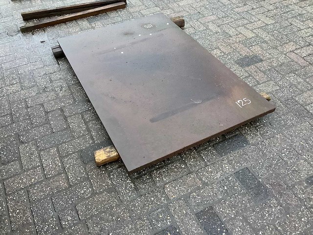 Ijzerplaat - afbeelding 1 van  3
