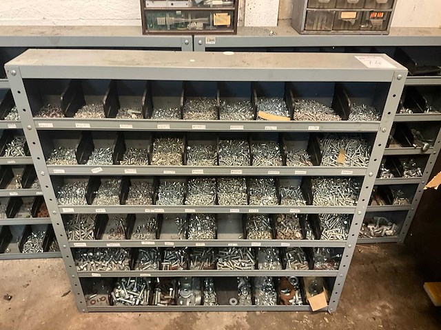 Ijzerwaren-grijpvoorraadkast (3x) - afbeelding 2 van  6