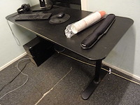 Ikea - bekant - bureau (4x) - afbeelding 3 van  4