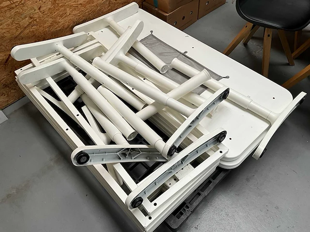 Ikea - bureau (5x) - afbeelding 1 van  3