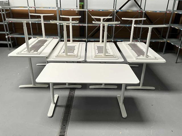 Ikea - bureau (9x) - afbeelding 1 van  3