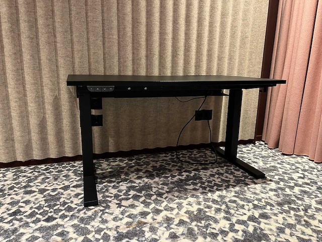 Ikea - elektrisch zit-sta bureau 120x60 - afbeelding 1 van  15