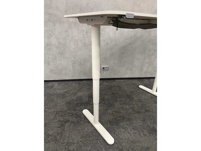 Ikea bekant - elektrisch zit-sta bureau 160x80 - afbeelding 3 van  12