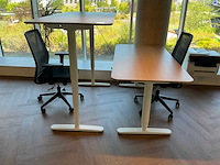Ikea bekant elektrisch verstelbaar zit/sta bureau met bureaustoel (4x) - afbeelding 2 van  2