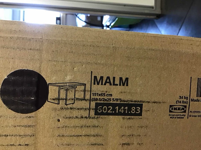 Ikea malm bureau - afbeelding 1 van  2