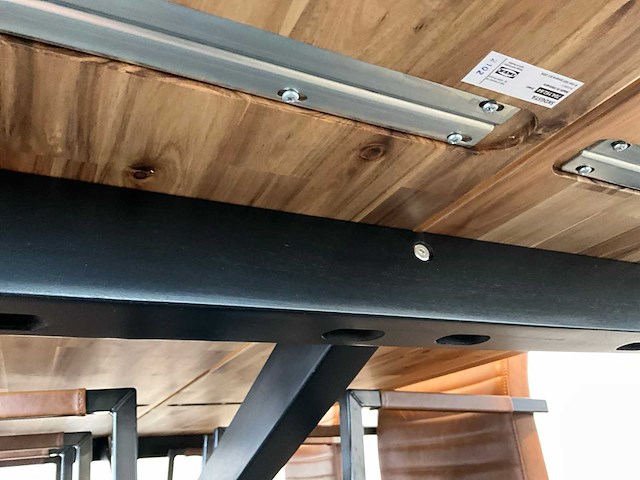 Ikea skogsta eetkamertafel - afbeelding 5 van  7