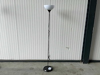 Ikea tågarp vloerlamp - afbeelding 1 van  4