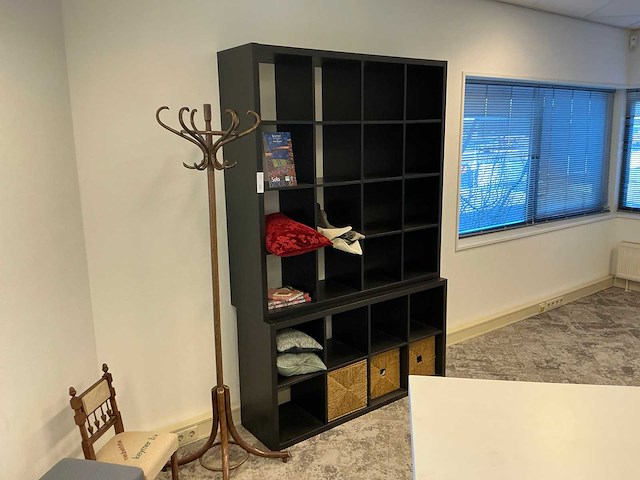 Ikea vakkenkast (2x) - afbeelding 1 van  4