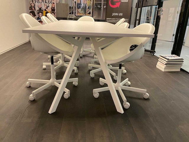 Ikea vergadertafel met 8 stoelen - afbeelding 7 van  7