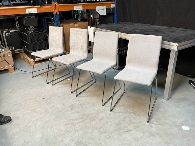 Ikea wolfgang wachtkamerstoelen (4x) - afbeelding 1 van  6