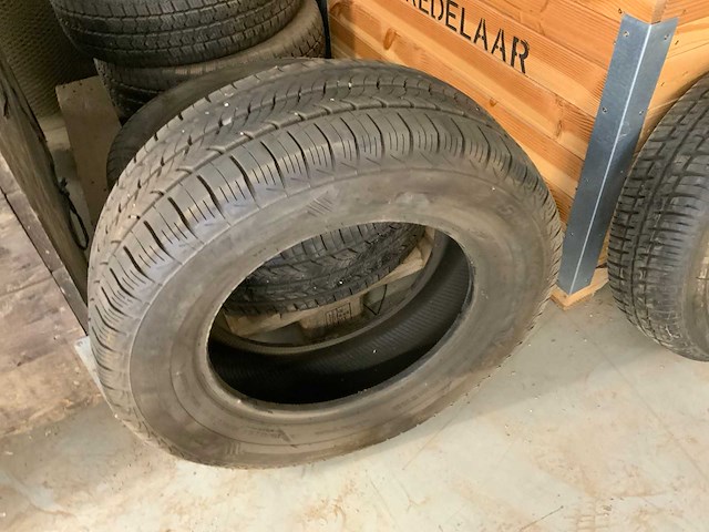 Iking 225/65r16c winterband (4x) - afbeelding 2 van  5