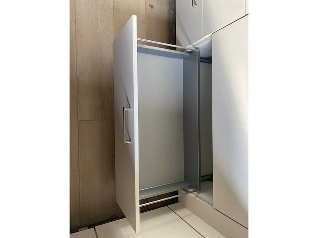 Ikook - keuken met indesit apparatuur - afbeelding 18 van  27