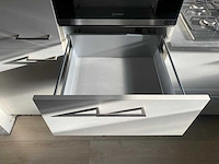 Ikook - keuken met indesit apparatuur - afbeelding 24 van  29