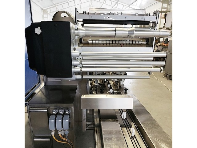 Ilapak international s.a. - afbeelding 9 van  10