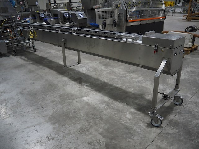 Ilapak - afbeelding 20 van  24