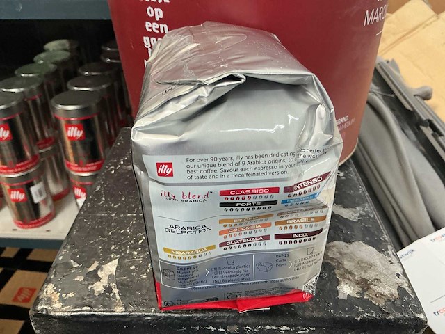 Illy classico koffie cups (18x) - afbeelding 2 van  3