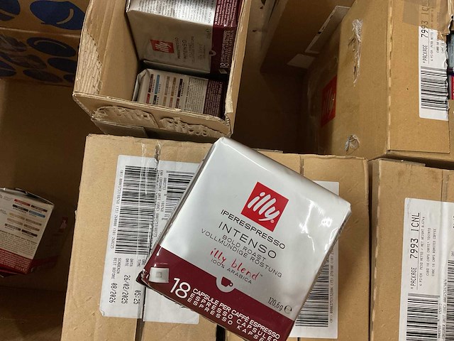 Illy diverse koffie cups - afbeelding 4 van  7