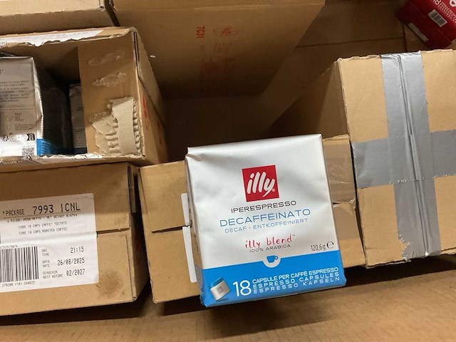 Illy diverse koffie cups - afbeelding 5 van  7
