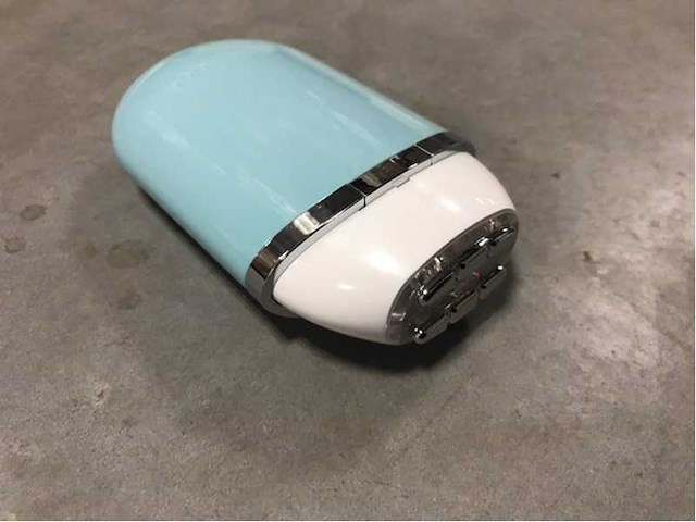 Iluminage - youth activator - huidverjongingsapparaat (5x) - afbeelding 2 van  2