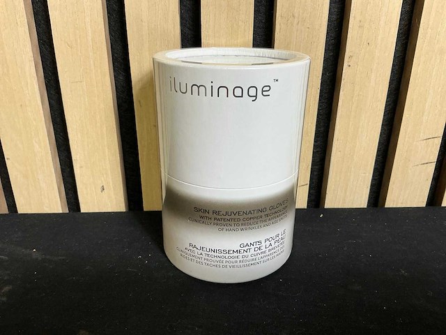 Iluminage beauty skin rejuvenating gloves (24x) - afbeelding 1 van  4