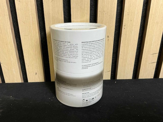 Iluminage beauty skin rejuvenating gloves (24x) - afbeelding 2 van  4