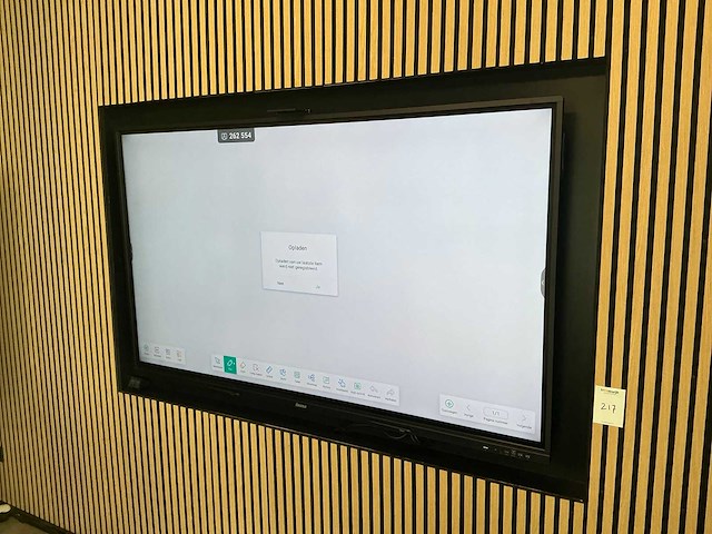 Ilyama 76” touchscreen televisie - afbeelding 2 van  12