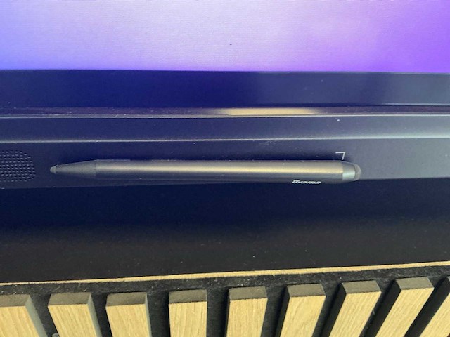 Ilyama 76” touchscreen televisie - afbeelding 9 van  12