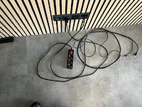 Ilyama 76” touchscreen televisie - afbeelding 11 van  12