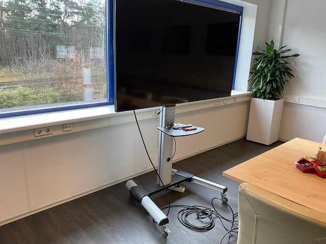 Ilyama le654ouhs monitor - afbeelding 3 van  4