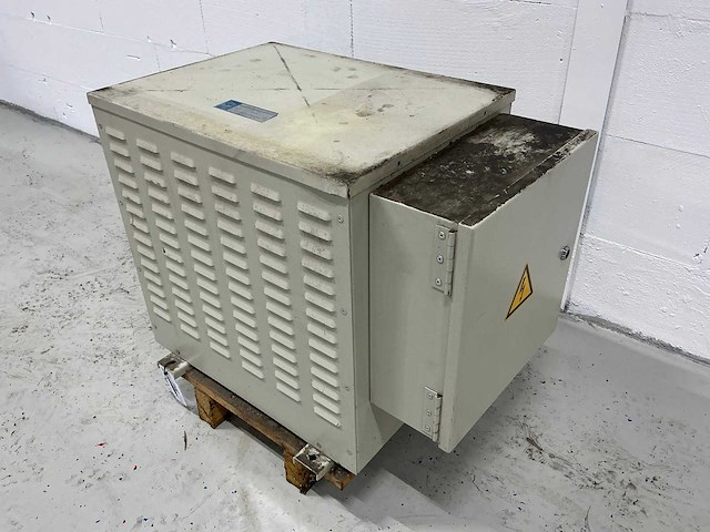 Imai it92 transformator - afbeelding 3 van  3