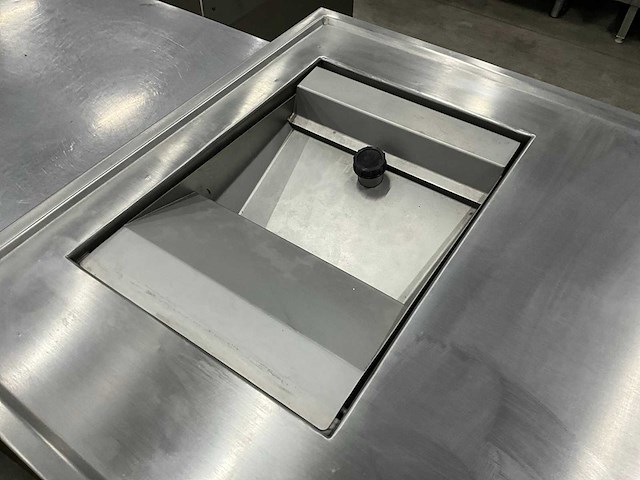 Imc waste pro bench unit 1000-725 voedsel schredder - afbeelding 10 van  15