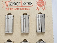 Imco austria aanstekers collectie met display uit 1956 - afbeelding 3 van  8