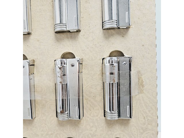 Imco austria aanstekers collectie met display uit 1956 - afbeelding 5 van  8