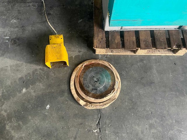 Imet - 1998 - sirio 350 sh-e - koudzaagmachine - afbeelding 12 van  12