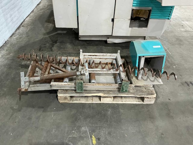 Imet - x-tech 360 - cnc band sawing machine - 2002 - afbeelding 12 van  12