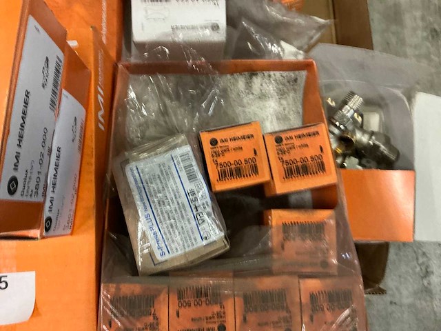 Imi heimeier pallet radiatoronderdelen - afbeelding 8 van  10