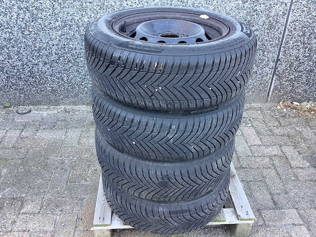 Imperial - all season - car tyres (4x) - afbeelding 1 van  3