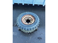 Implement - landbouwband 11.5/80-15 met velg 6-gaats (1x) - afbeelding 1 van  1